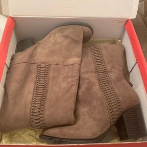 American Rag Aleona Taupe Over the Knee Boots Sleek  Design